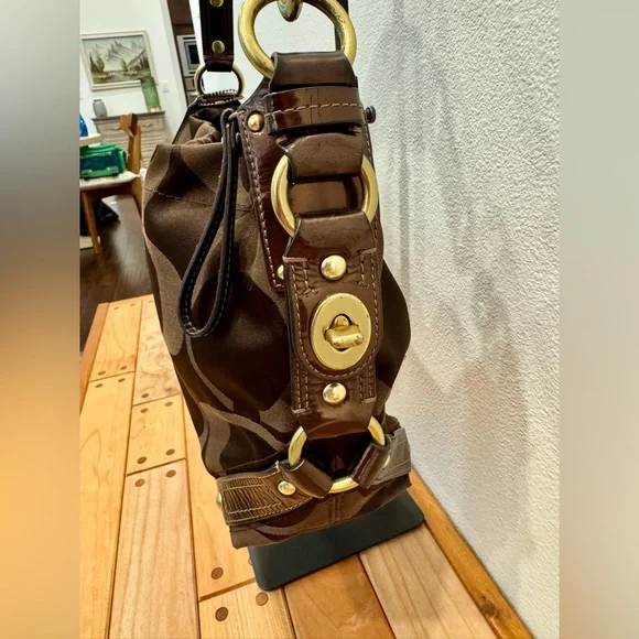 Coach Carly Soho Shoulder Bag in Chocolate Brown Signature Monogram EUC - Picture 3 of 11